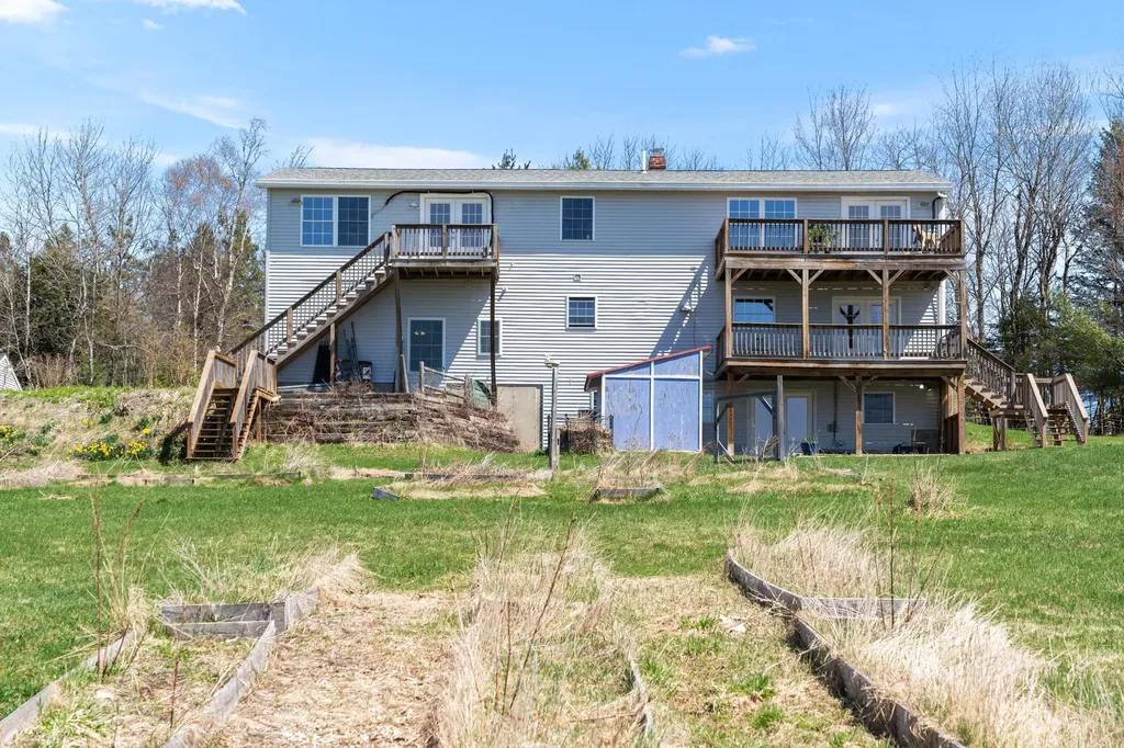 1434 North Road Mount Vernon ME 04352
