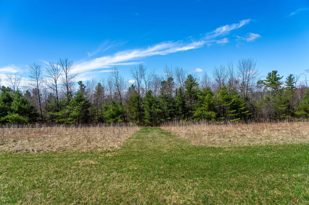 1434 North Road Mount Vernon ME 04352