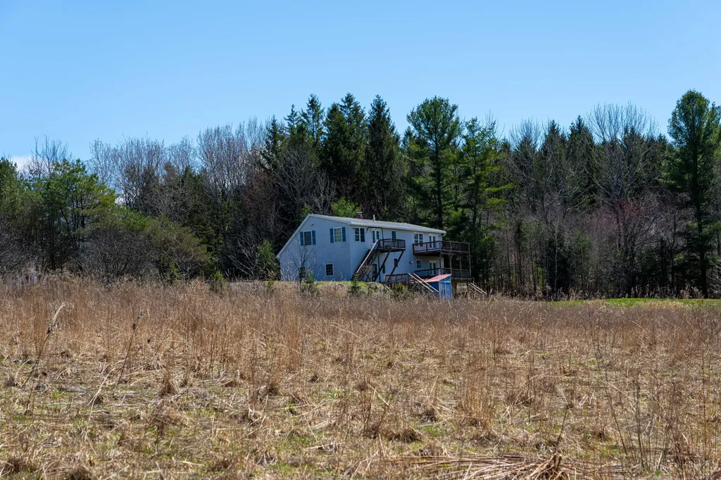 1434 North Road Mount Vernon ME 04352