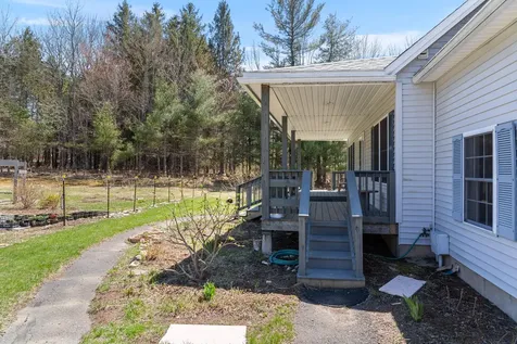 1434 North Road Mount Vernon ME 04352