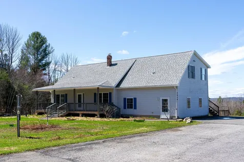 1434 North Road Mount Vernon ME 04352