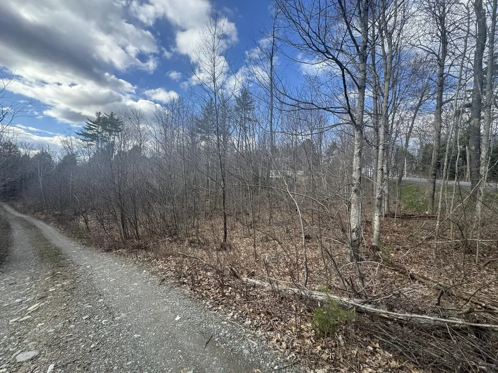 68 Nelson Road Vassalboro ME 04989