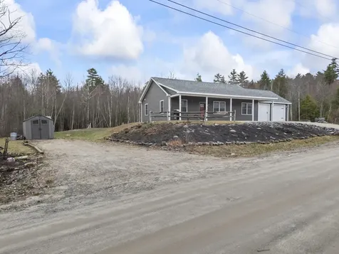 28 Arthur Street West Gardiner ME 04345