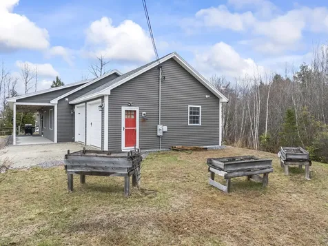 28 Arthur Street West Gardiner ME 04345