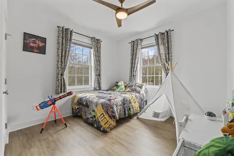 28 Arthur Street West Gardiner ME 04345