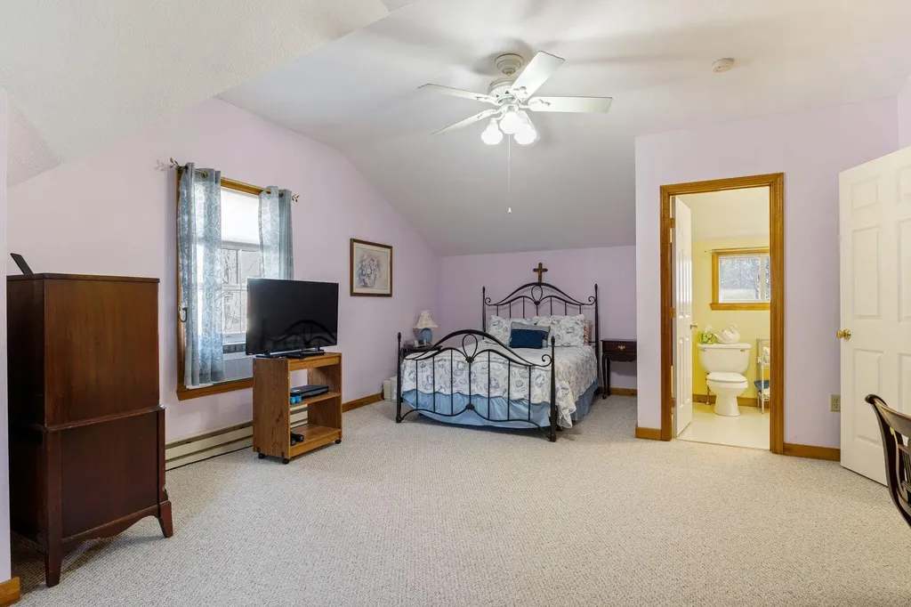 16 Passaic Road York ME 03902