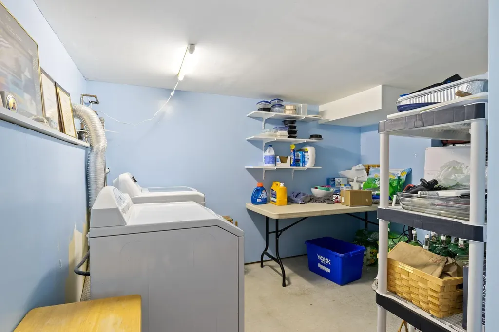 16 Passaic Road York ME 03902