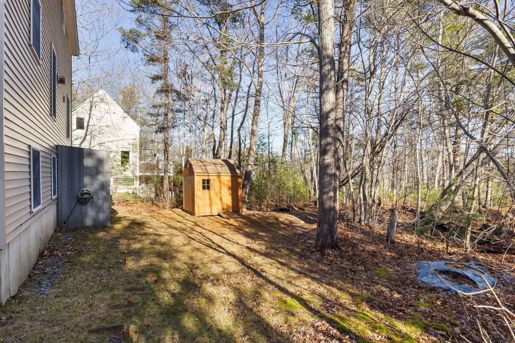 16 Passaic Road York ME 03902