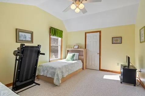 16 Passaic Road York ME 03902