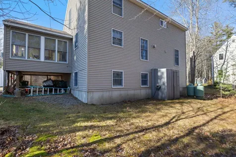 16 Passaic Road York ME 03902