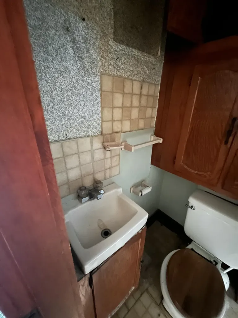 165 Oxford Avenue Rumford ME 04276