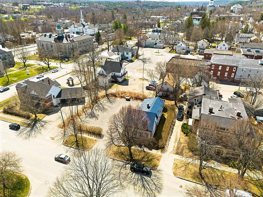56 Winthrop Street Augusta ME 04330