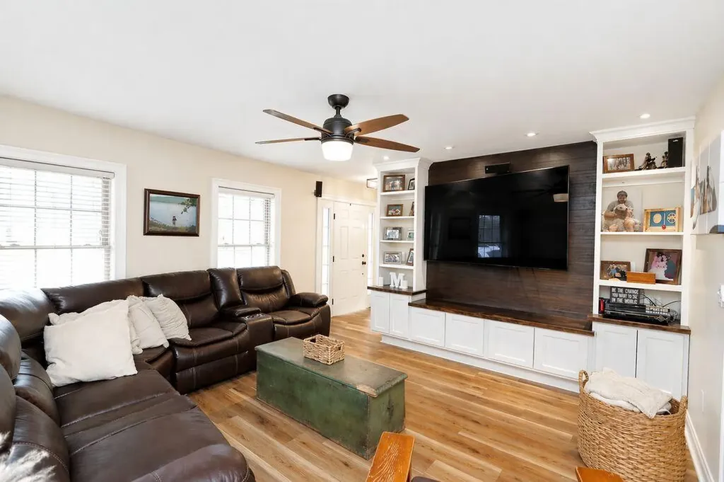 50 Rolling Meadow Drive Bangor ME 04401