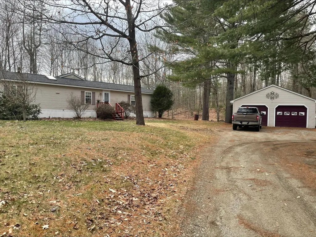 1590 Bailey Road Knox ME 04986