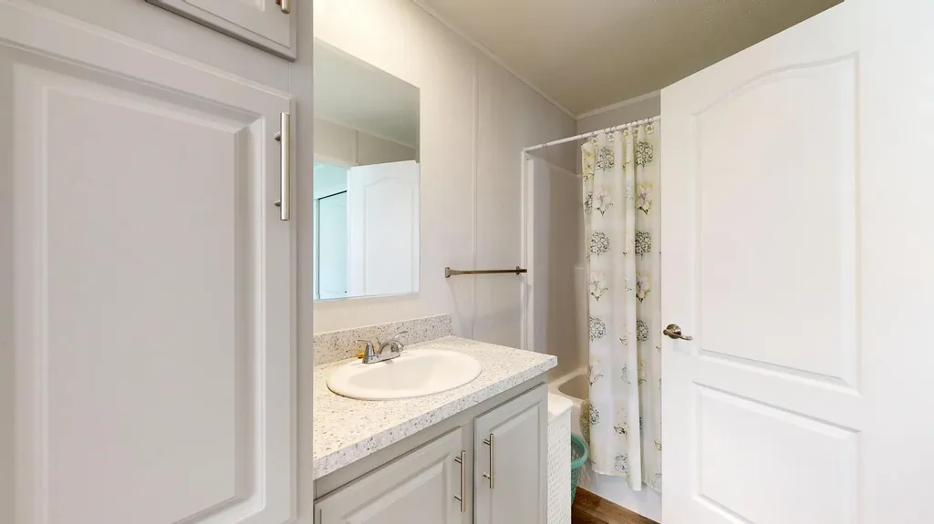 4 Sheldon Place Lewiston ME 04240