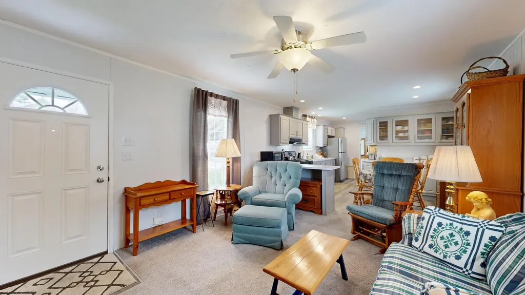 4 Sheldon Place Lewiston ME 04240