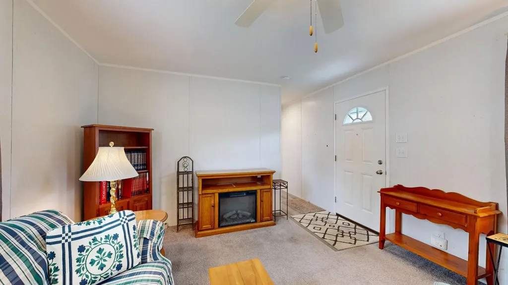 4 Sheldon Place Lewiston ME 04240