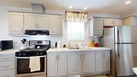 4 Sheldon Place Lewiston ME 04240