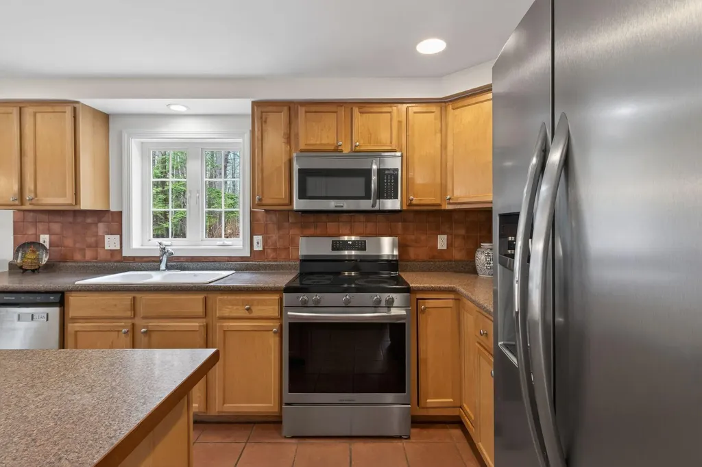 6 Regal Pines Drive Scarborough ME 04074