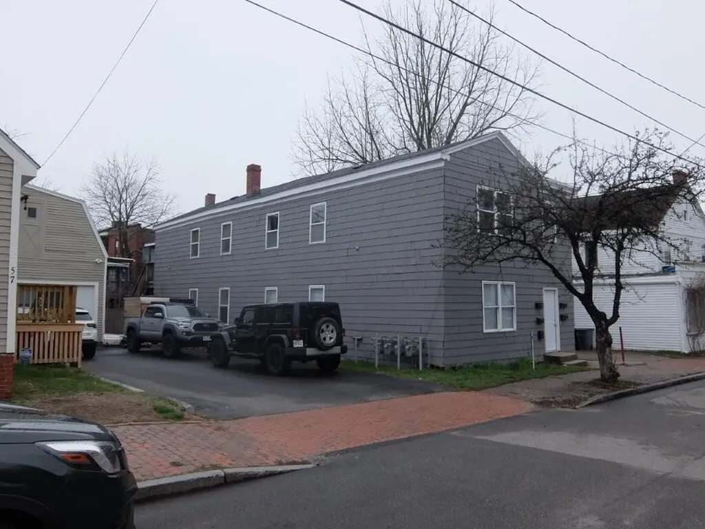 53 Tyng Street Portland ME 04102