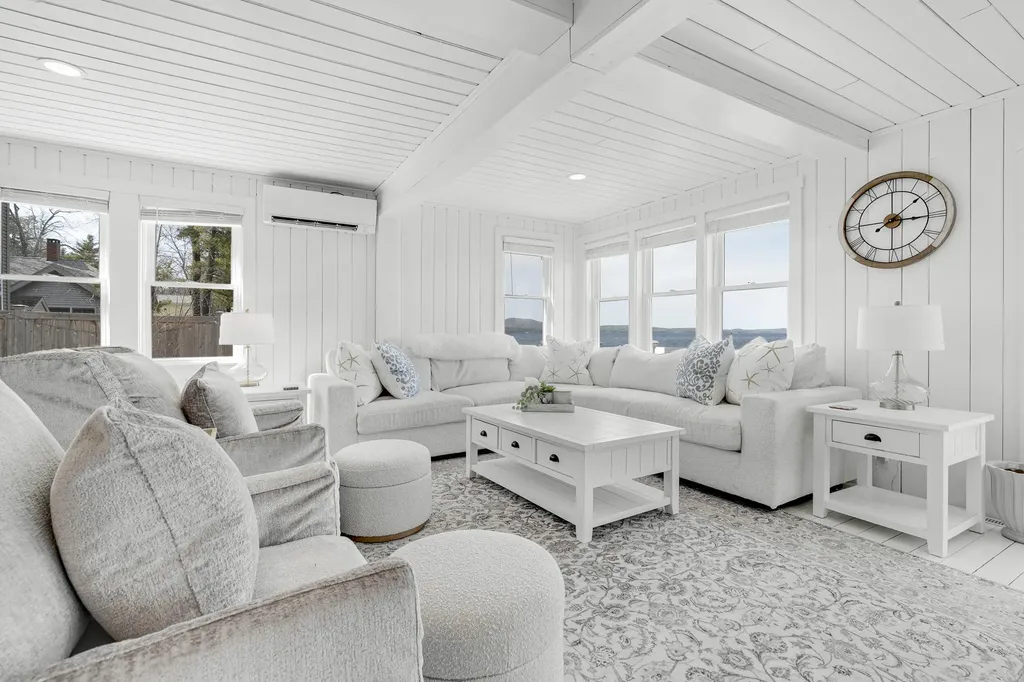 1485 Richville Road Standish ME 04084