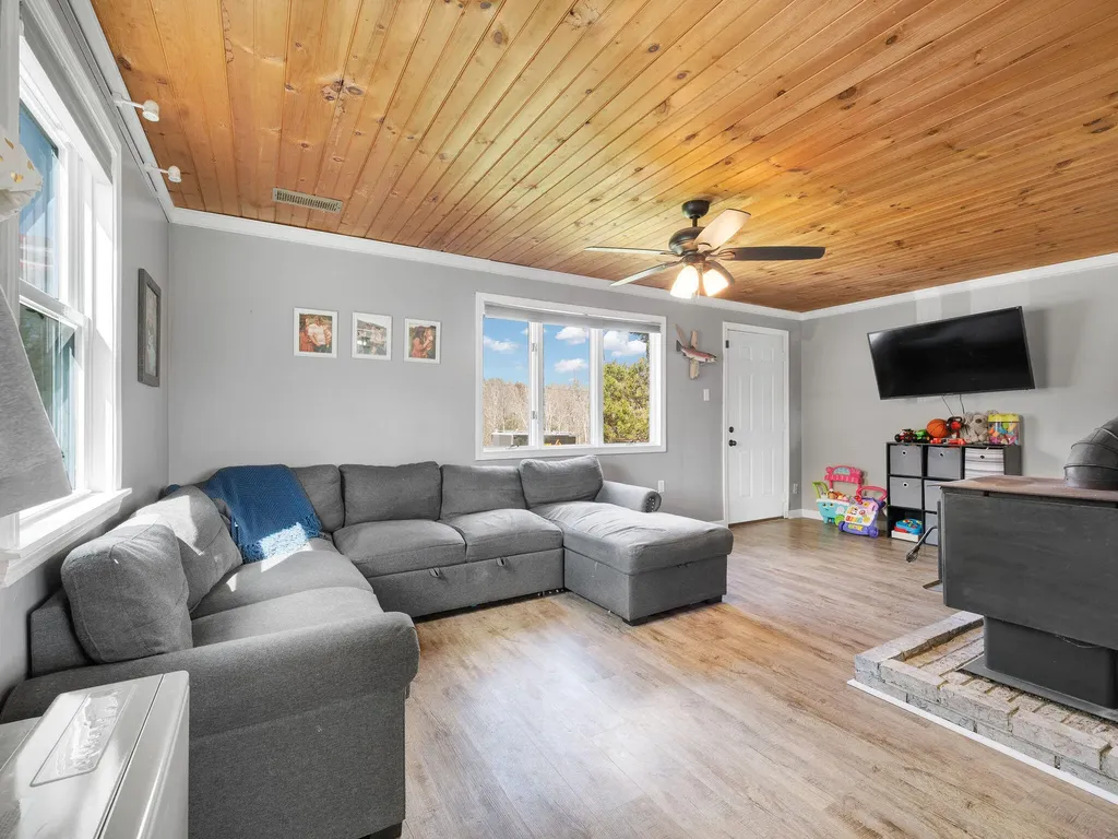 100 Mccaslin Road China ME 04358