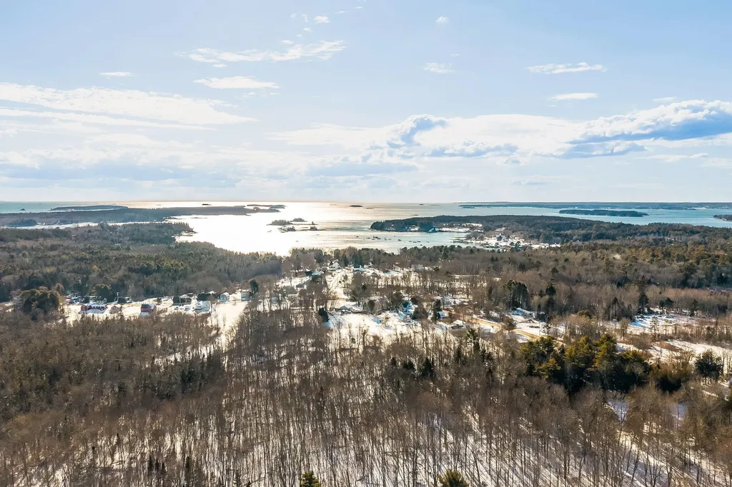 109 Waldoboro Road Friendship ME 04547