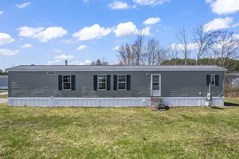 3 Oxbow Drive Lewiston ME 04240