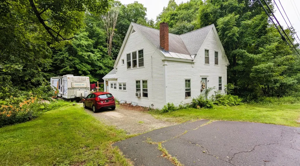 29 Kents Hill Road Wayne ME 04284