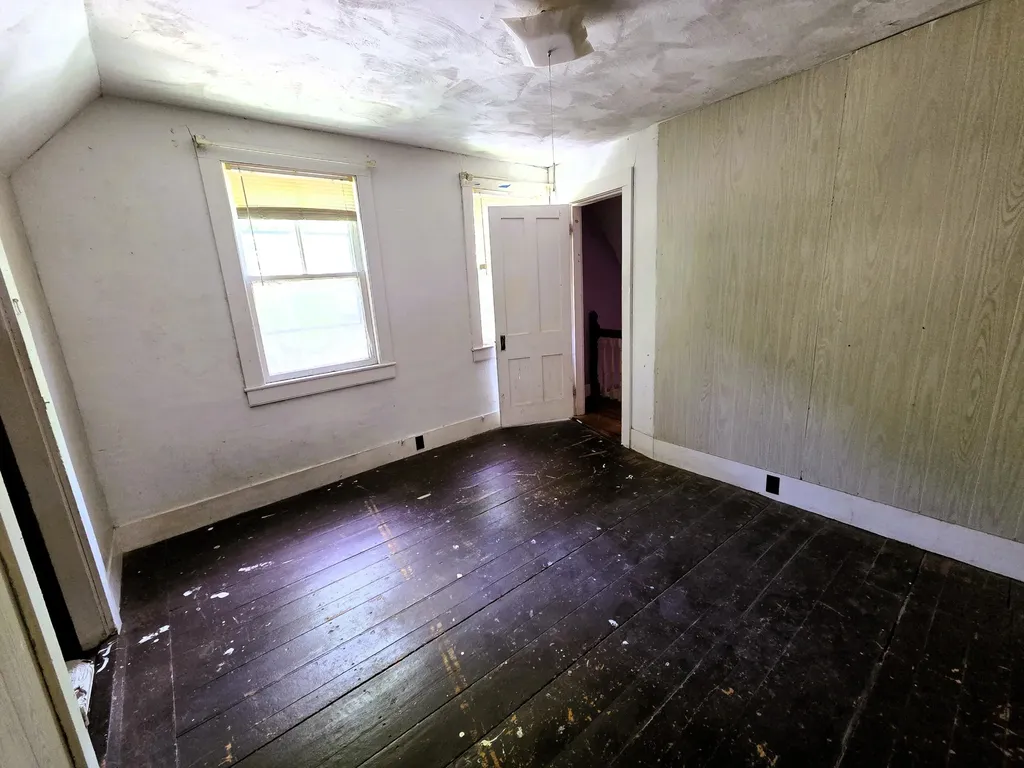 29 Kents Hill Road Wayne ME 04284