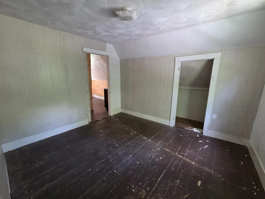 29 Kents Hill Road Wayne ME 04284