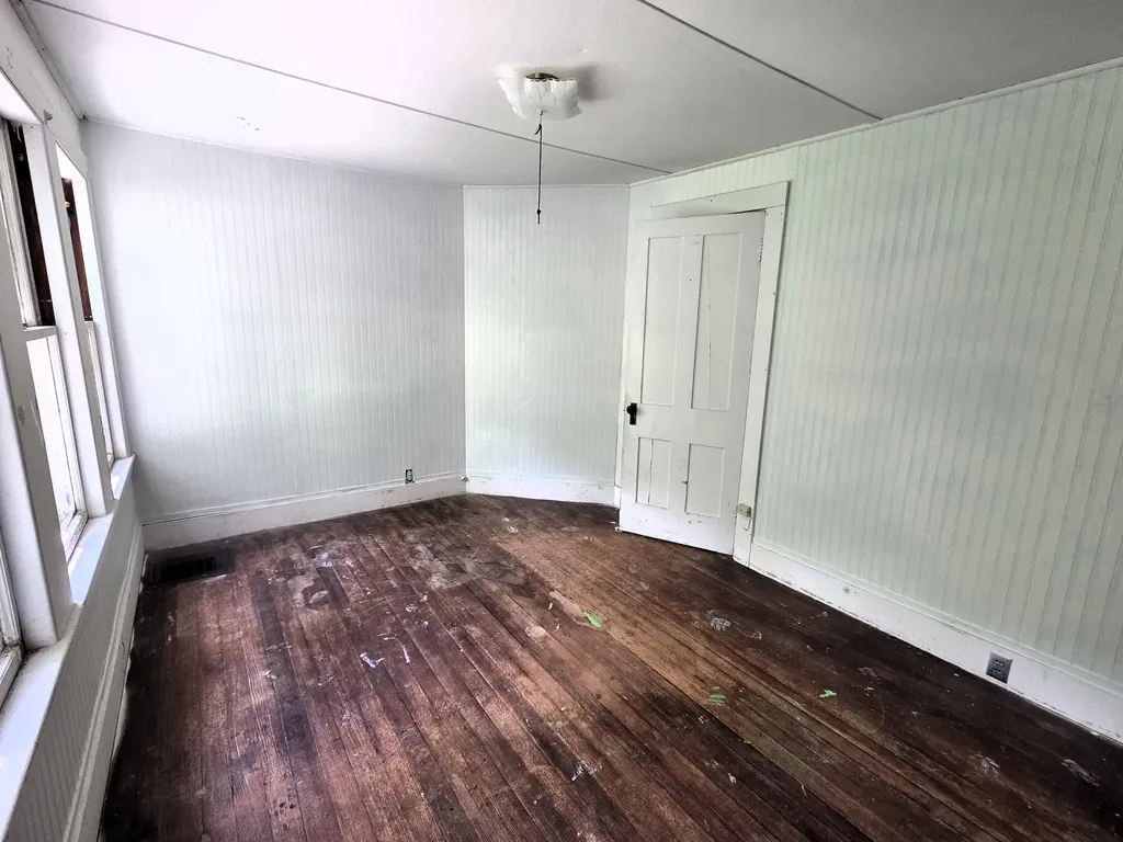 29 Kents Hill Road Wayne ME 04284
