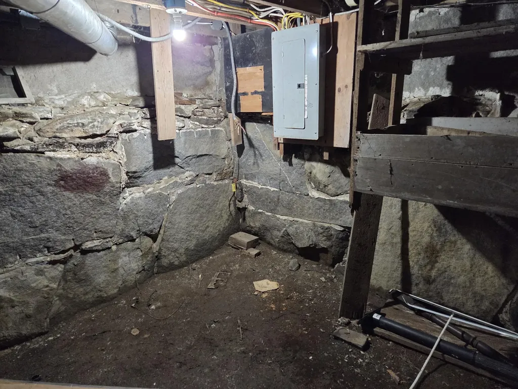 29 Kents Hill Road Wayne ME 04284
