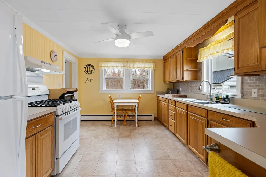 231 Mutton Lane Clinton ME 04927