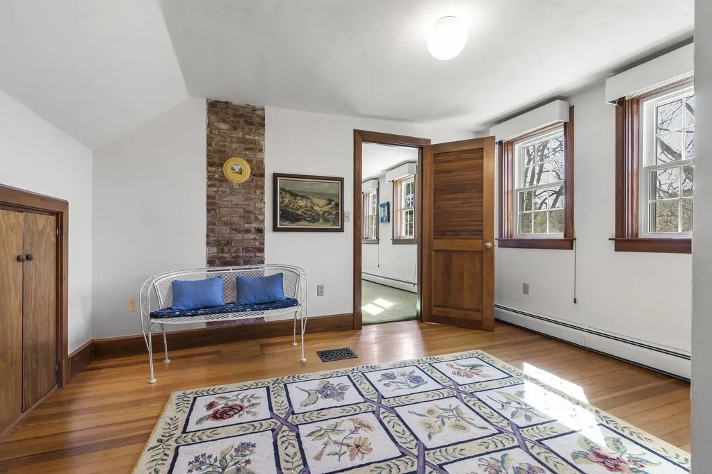15 High Street Damariscotta ME 04543