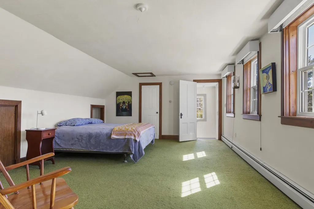 15 High Street Damariscotta ME 04543