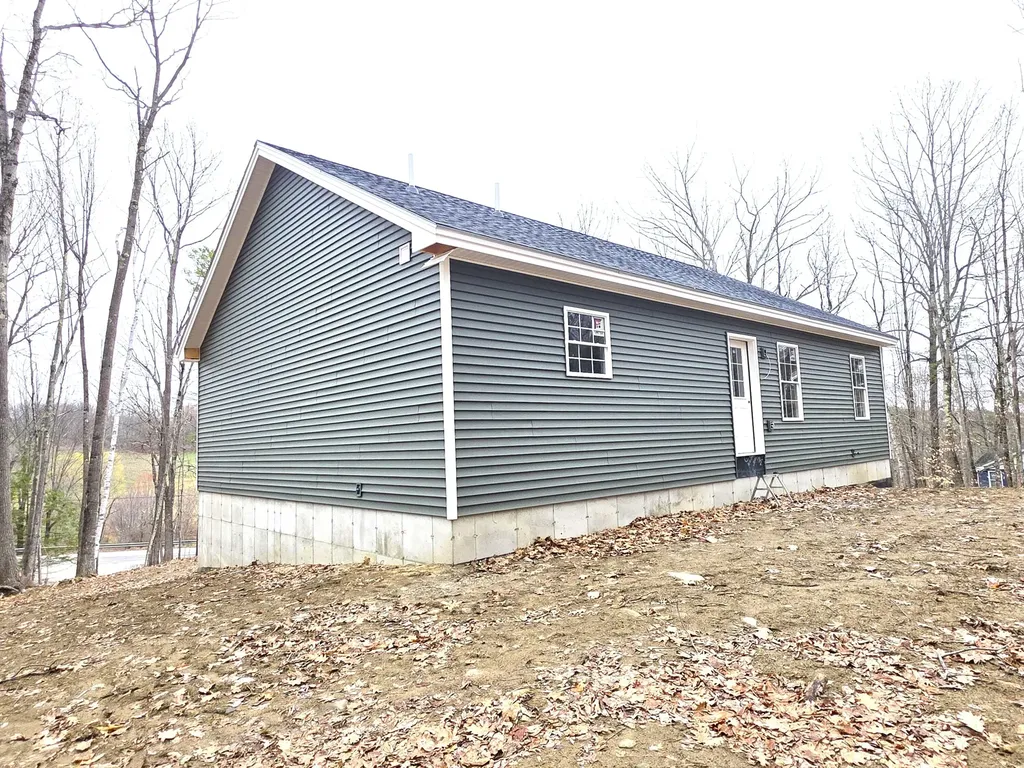 35 Pinewoods Road Lewiston ME 04240