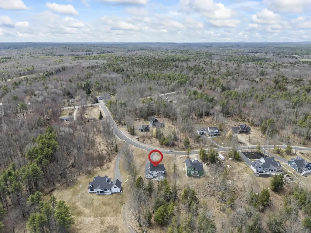 26 County Crossing Brunswick ME 04011