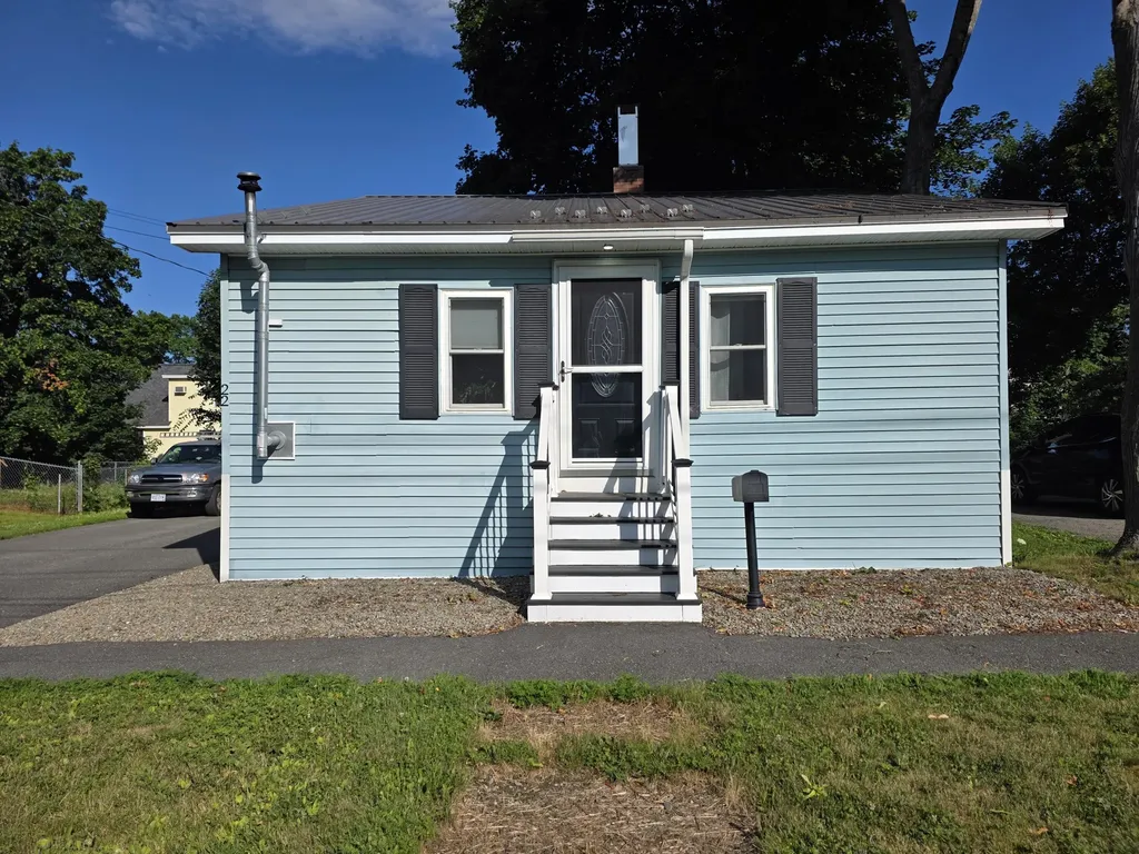 22 Lane Street Bangor ME 04401