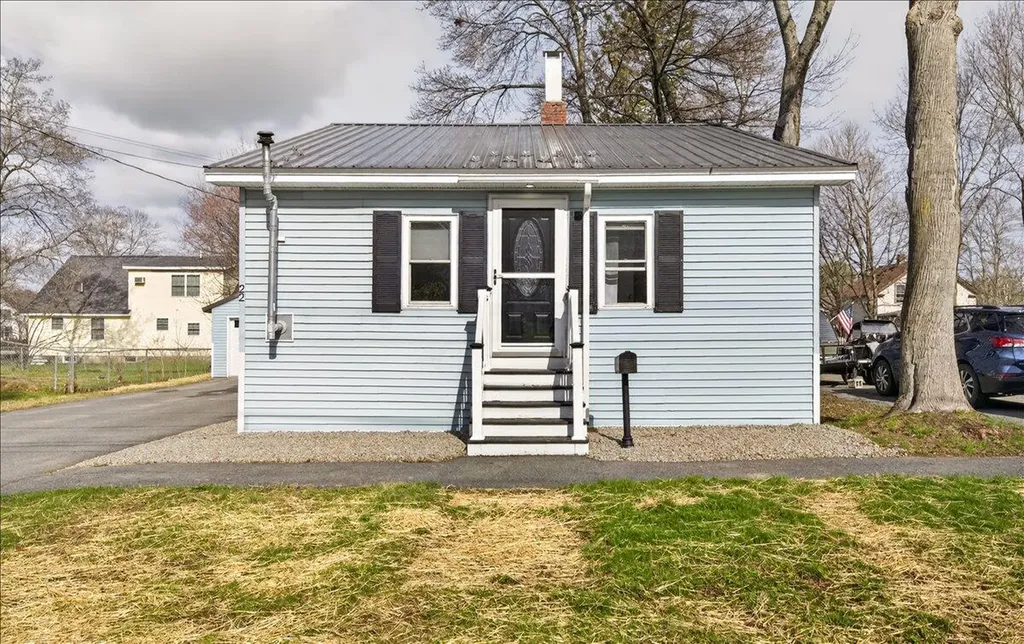 22 Lane Street Bangor ME 04401