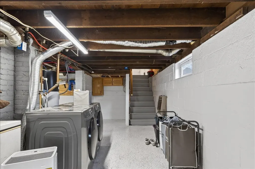 22 Lane Street Bangor ME 04401