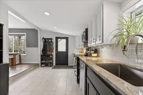 22 Lane Street Bangor ME 04401