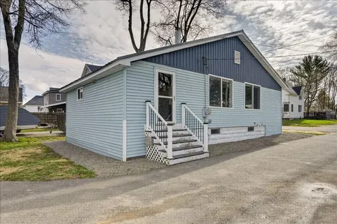 22 Lane Street Bangor ME 04401