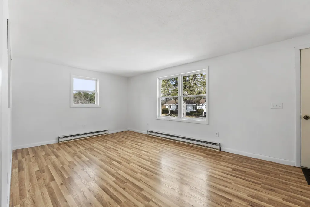 7 Imperial Lane Scarborough ME 04074