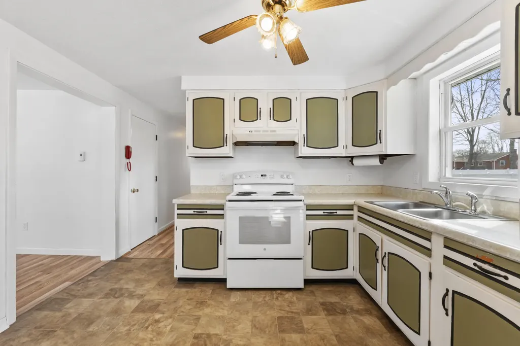 7 Imperial Lane Scarborough ME 04074