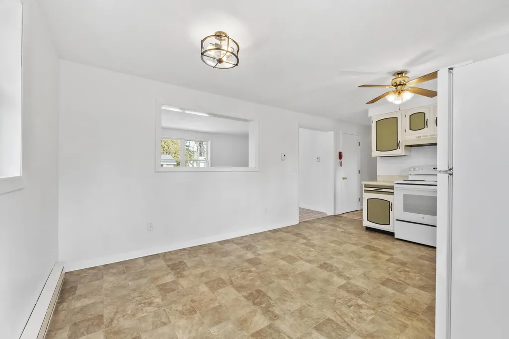 7 Imperial Lane Scarborough ME 04074