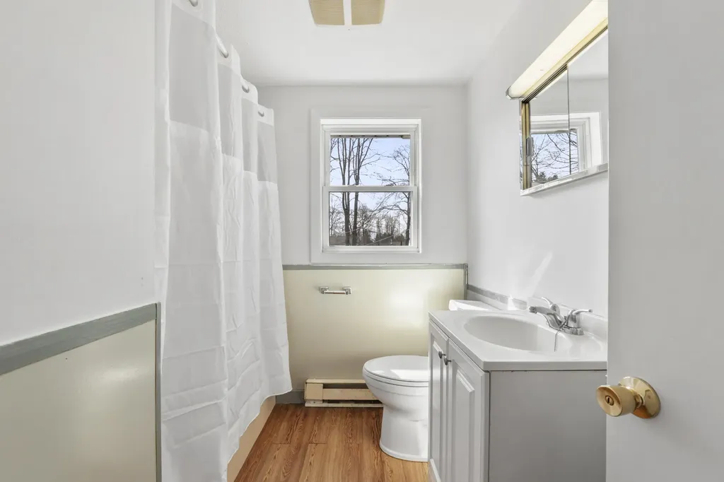 7 Imperial Lane Scarborough ME 04074