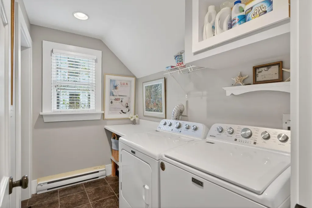 478 Drakes Island Road Wells ME 04090