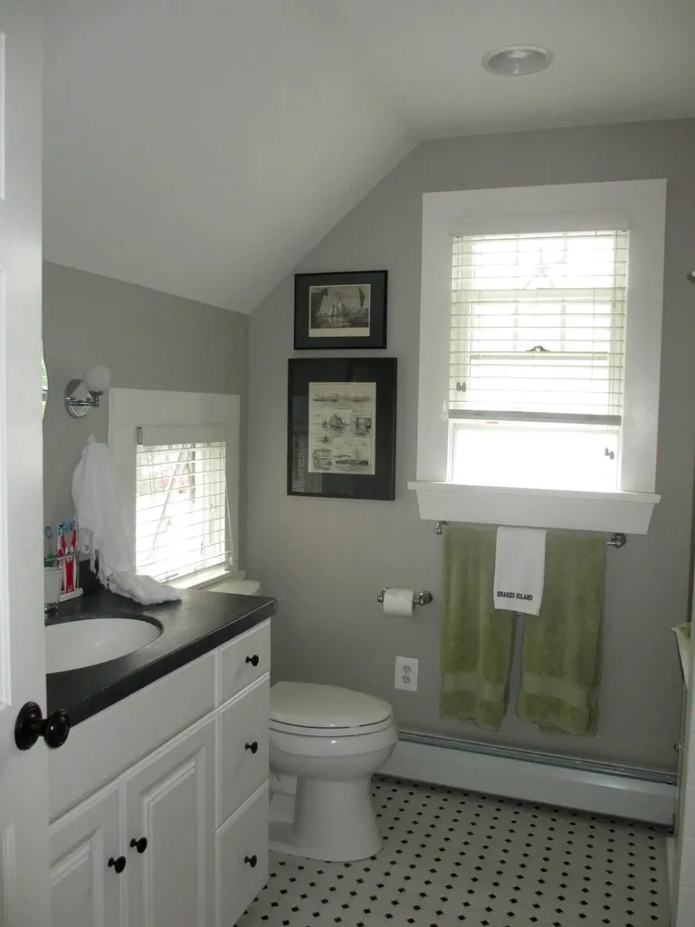 478 Drakes Island Road Wells ME 04090