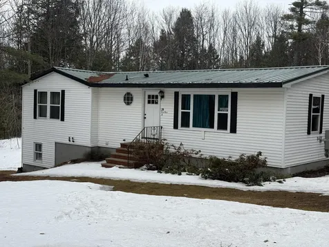 29 Blue Rock Road Monmouth ME 04259